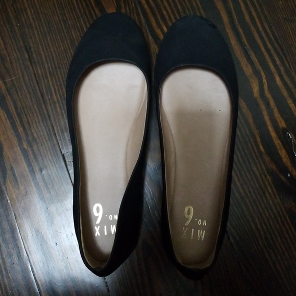 Mix No. 6 Shoes - Black Ballet flats, size 7